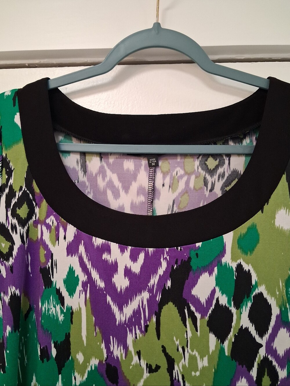 Tiana B. Green Purple Black Scoop Neck Print Tunic